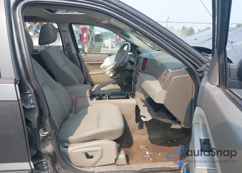 2005 Jeep Grand Cherokee Laredo from USA, damaged, VIN 1J4GR48K85C508802